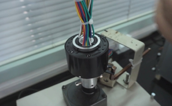 過孔滑環和帽型滑環安裝教程